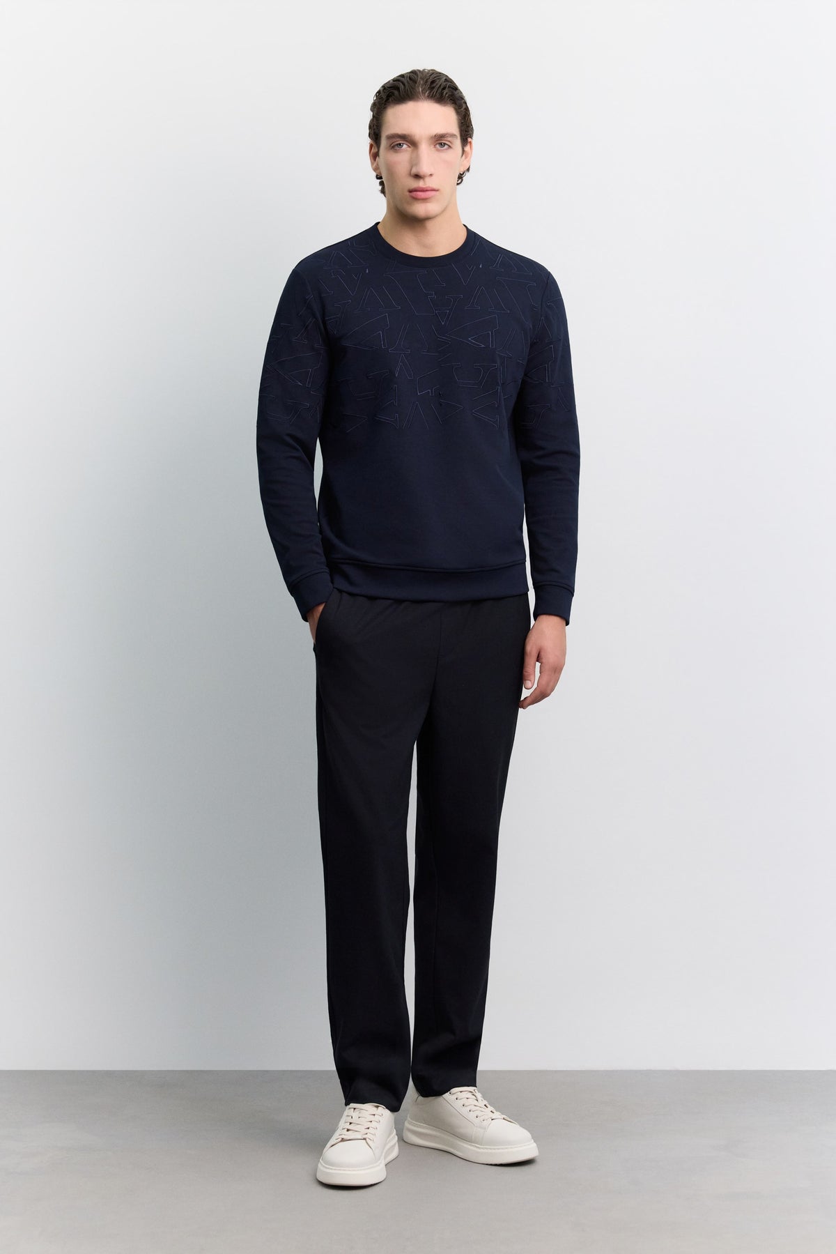 Lacivert Bisiklet Yaka Nakışlı Interlok Sweatshirt
