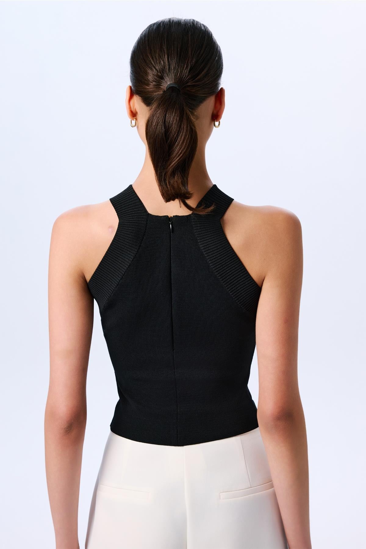 Omuz Dekolteli Basic Crop Siyah Bluz