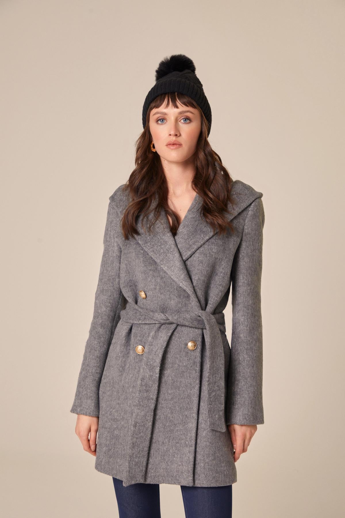 Pon Pon Detaylı Siyah Triko Bere