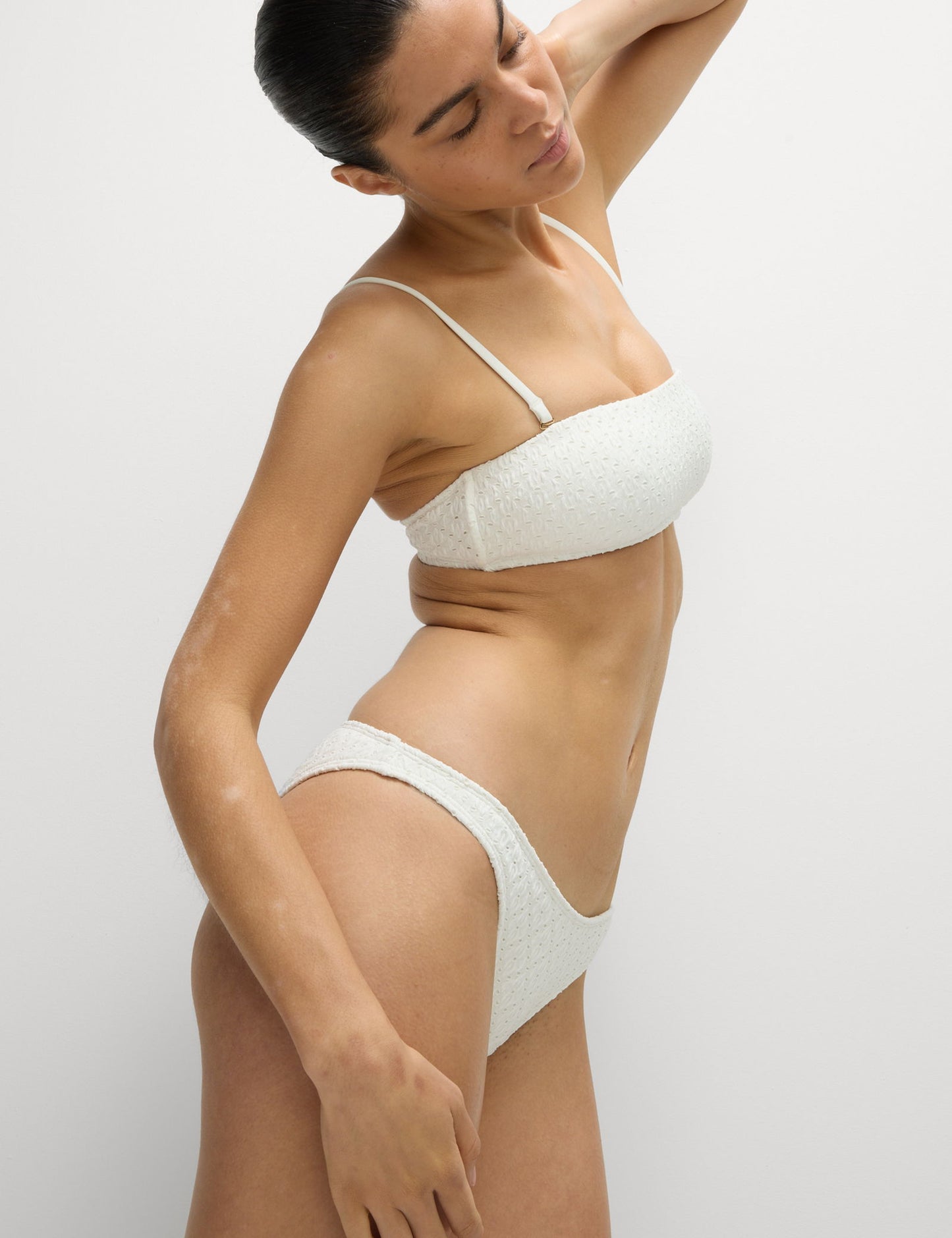 Dantel Detaylı Yüksek Bel Bikini Altı