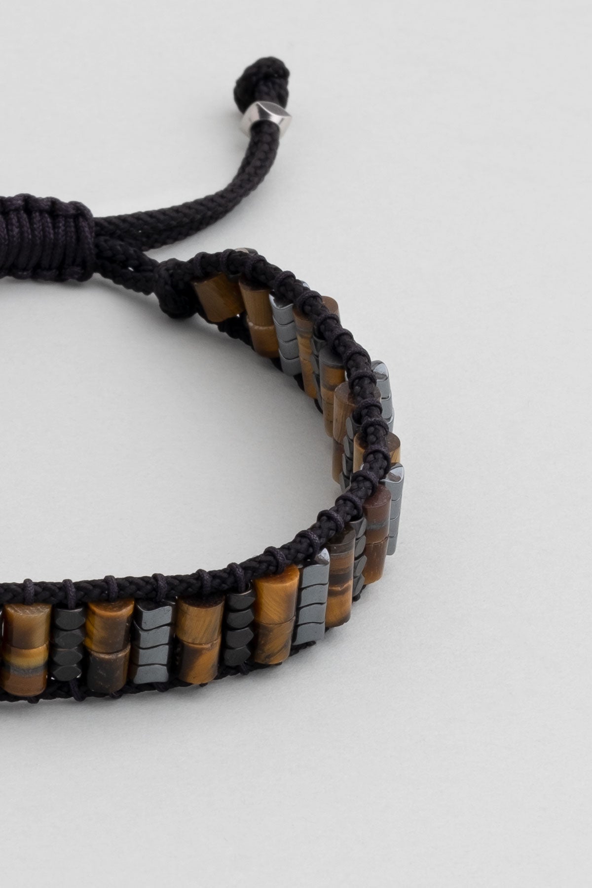 Renkli Ip Detaylı Çelik Ayarlanabilir Erkek Bileklik 02438381199