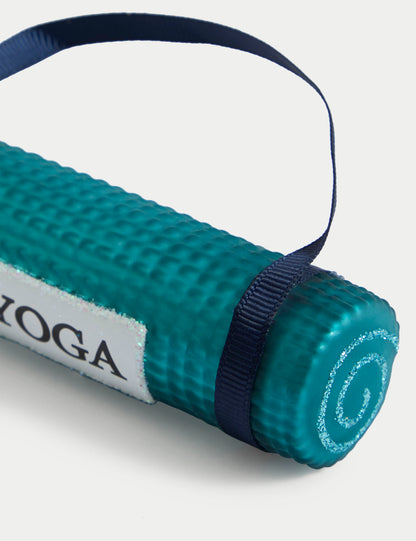 Yoga Matı Yılbaşı Ağaç Süsü