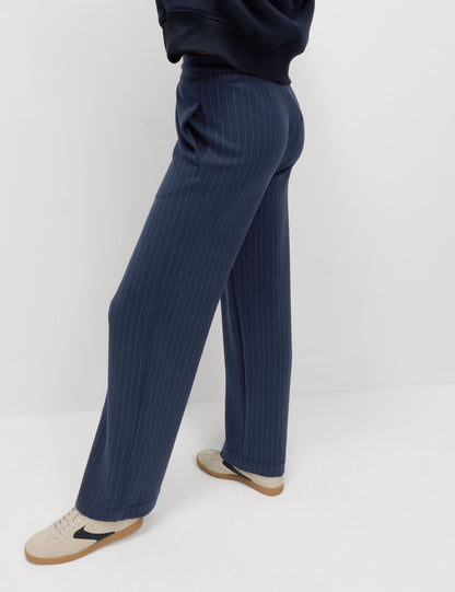Yumuşak Dokulu Jogger Pantolon