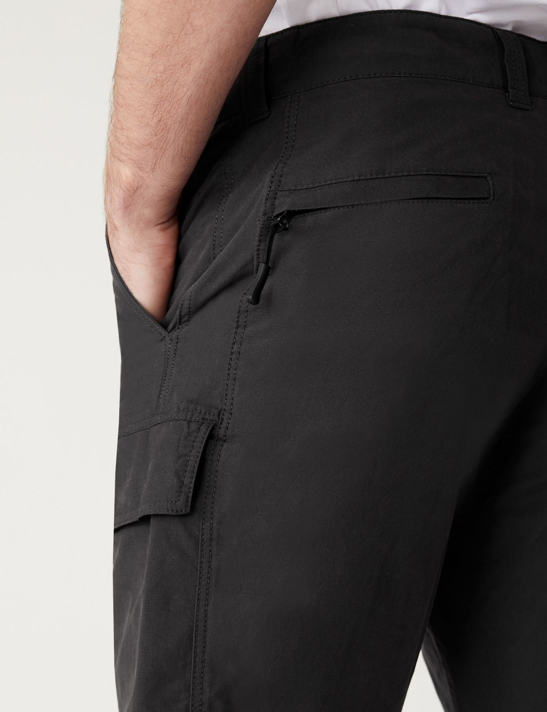 Regular Fit Stormwear™ Kargo Şort