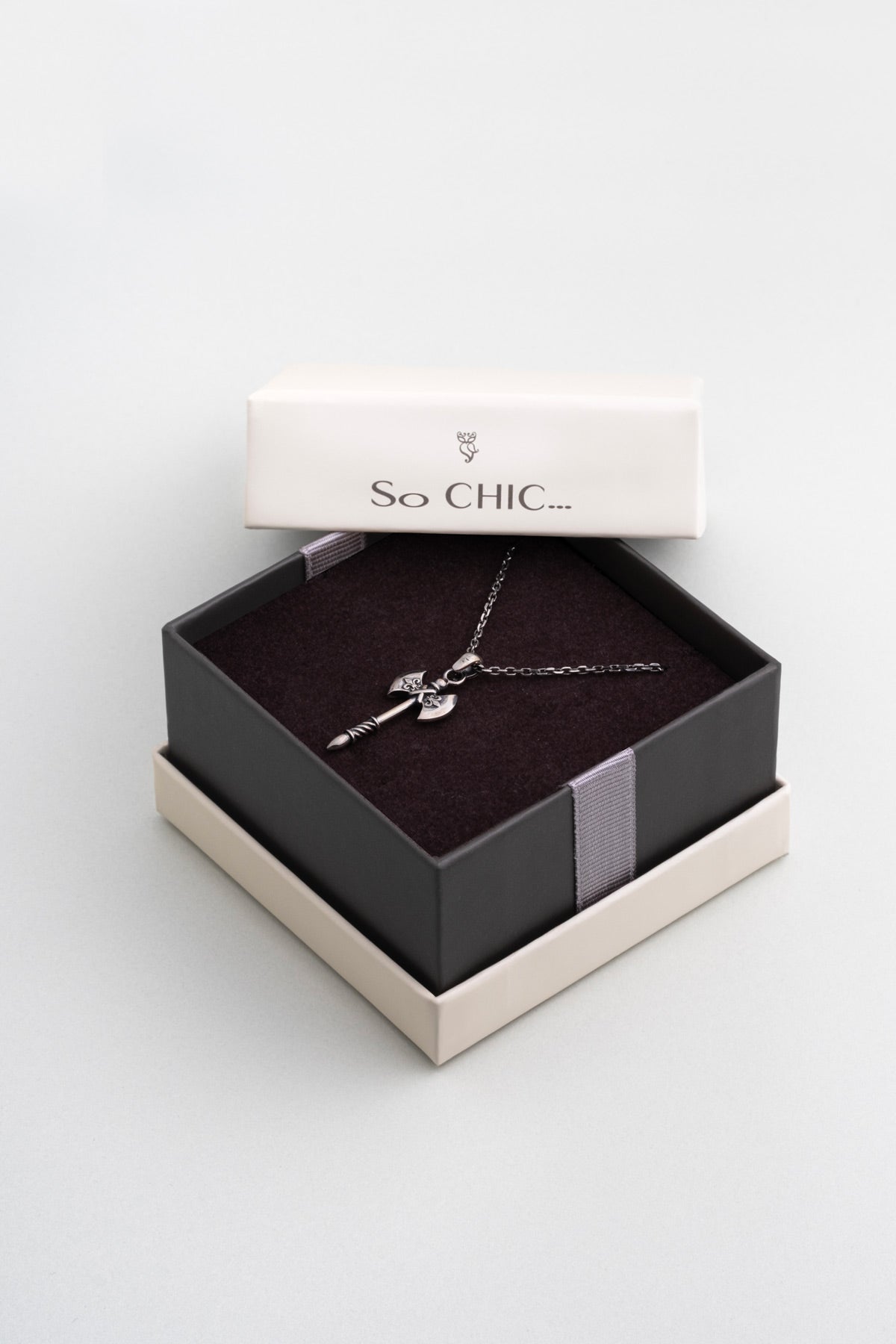 Gümüş Çift Taraflı Balta Erkek Kolye 07259669999