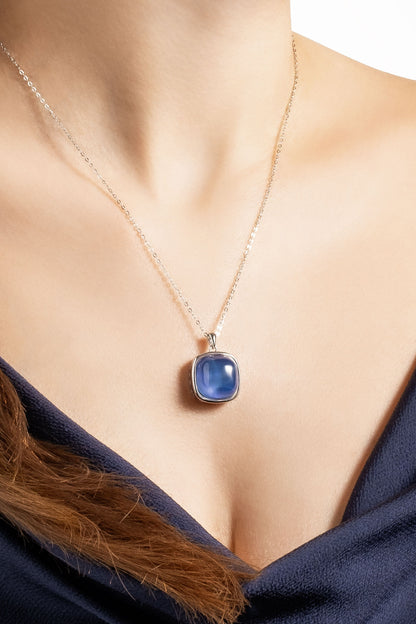 Safir Esintisi 18 Ayar Beyaz Altın Kaplama 43 Cm Gümüş Kolye 07297260599