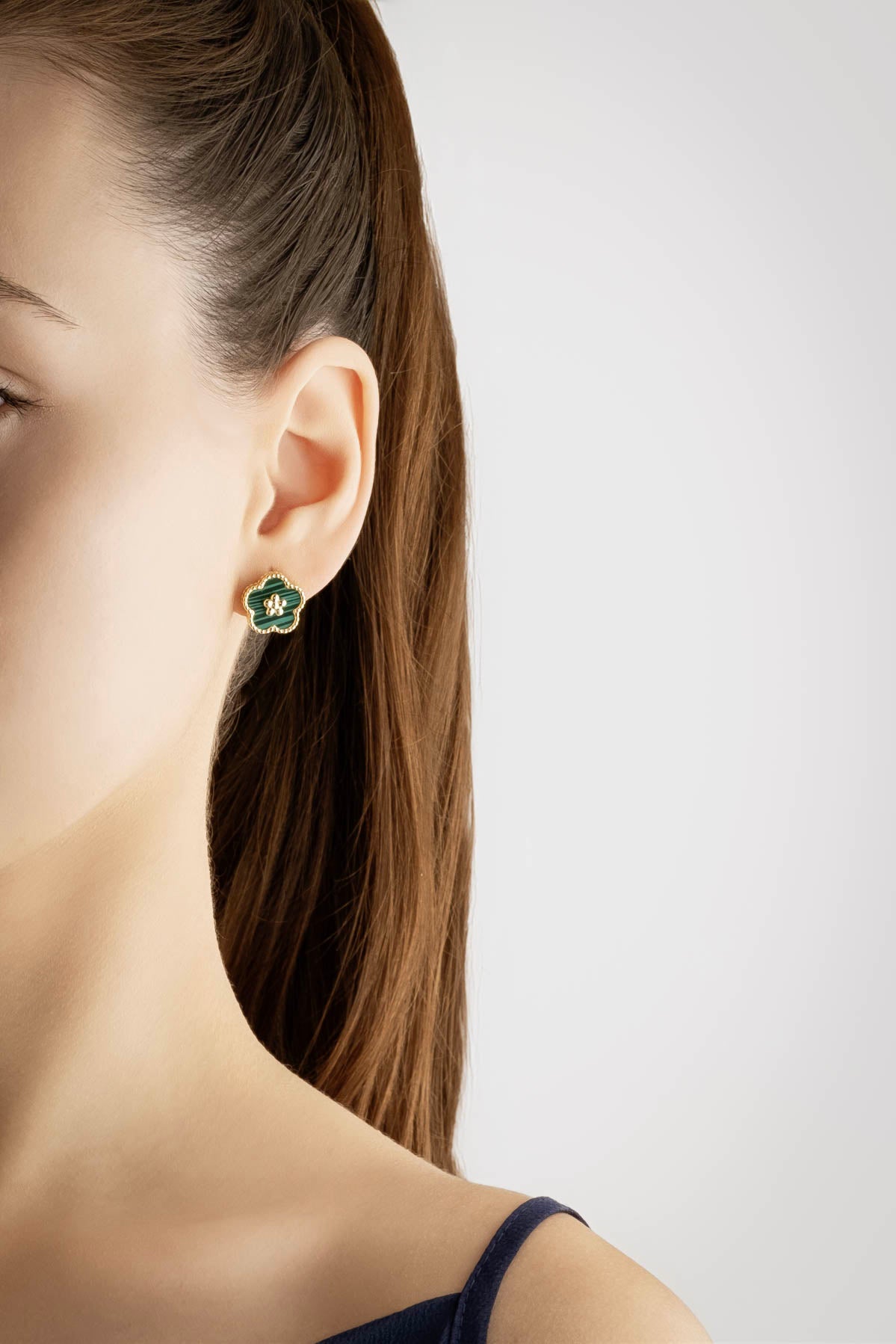 Malahit Yoncası 18 Ayar Sarı Altın Kaplama Gümüş Küpe 07299400444