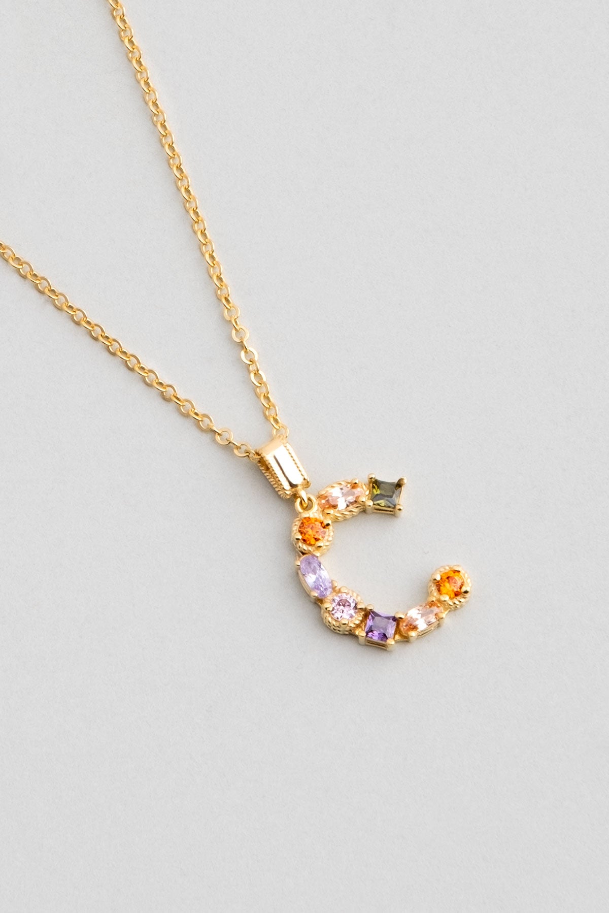 Mini C Harfi Günışığı Renkli 18 Ayar Sarı Altın Kaplama 45 Cm Gümüş Kolye 07300021344