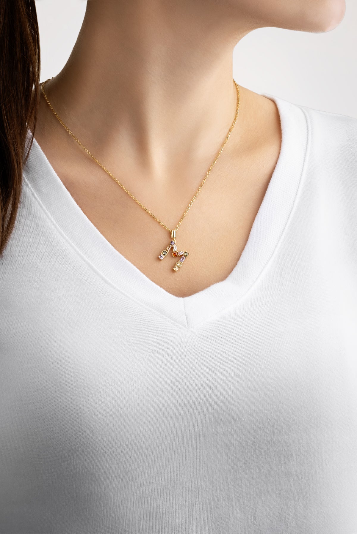 Mini M Harfi Günışığı Renkli 18 Ayar Sarı Altın Kaplama Gümüş Kolye 07300141344