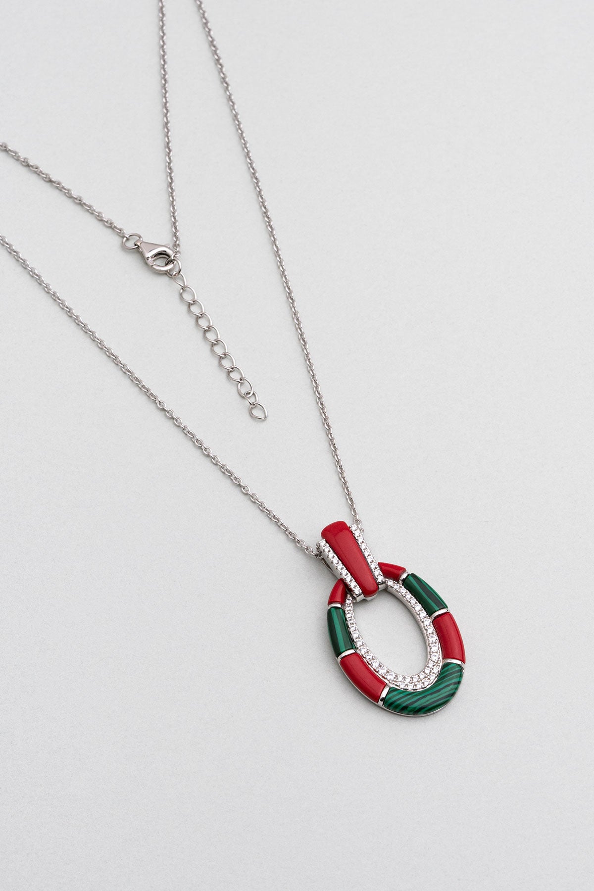 Malahit Ve Mercan Taşlı 18 Ayar Beyaz Altın Kaplama 45 Cm Gümüş Tasarım Kolye 07301400899