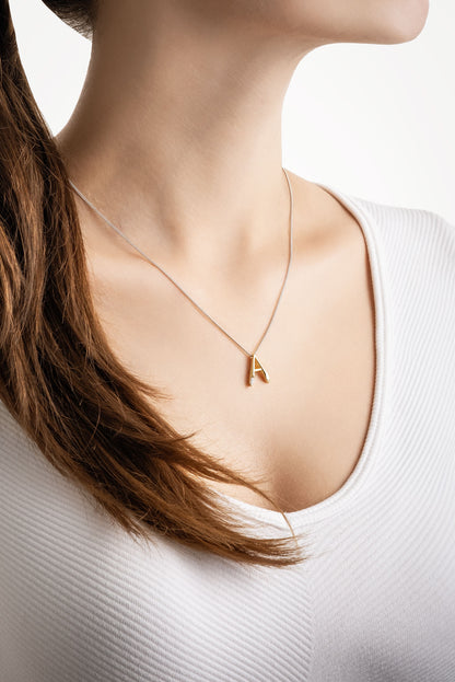 Asimetrik A Harfi 18 Ayar Beyaz Ve Sarı Altın Kaplama 45 Cm Gümüş Harfli Kolye 07302000144