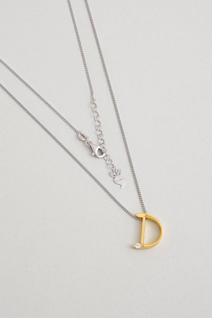Asimetrik D Harfi 18 Ayar Beyaz Ve Sarı Altın Kaplama 45 Cm Gümüş Harfli Kolye 07302040144