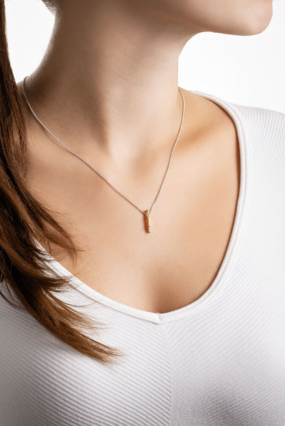 Asimetrik I Harfi 18 Ayar Beyaz Ve Sarı Altın Kaplama 45 Cm Gümüş Harfli Kolye 07302100144