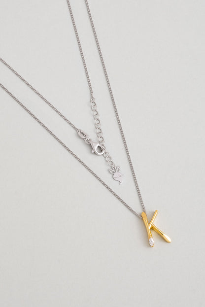 Asimetrik K Harfi 18 Ayar Beyaz Ve Sarı Altın Kaplama 45 Cm Gümüş Harfli Kolye 07302120144