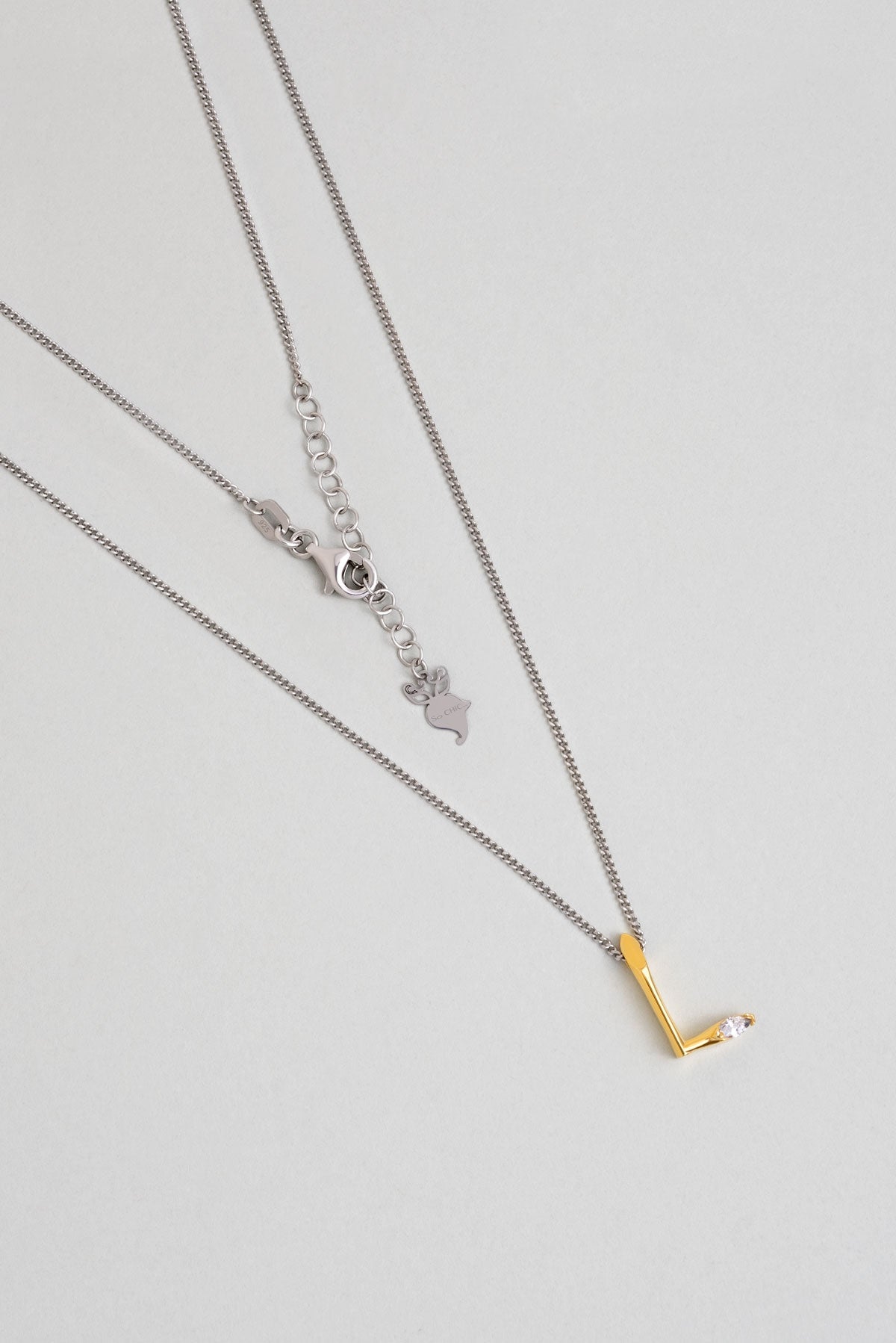 Asimetrik L Harfi 18 Ayar Beyaz Ve Sarı Altın Kaplama 45 Cm Gümüş Harfli Kolye 07302130144