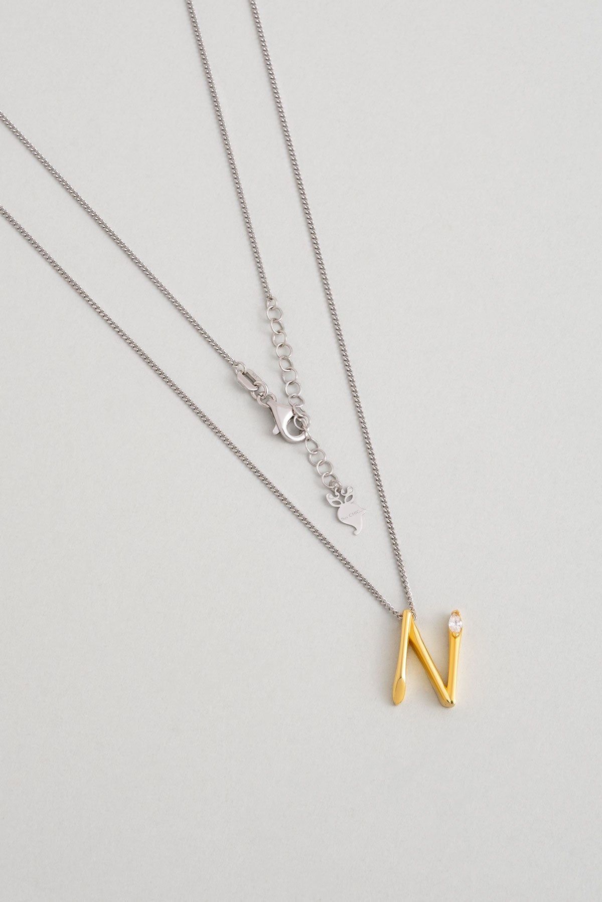 Asimetrik N Harfi 18 Ayar Beyaz Ve Sarı Altın Kaplama 45 Cm Gümüş Harfli Kolye 07302150144