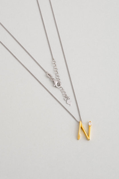 Asimetrik N Harfi 18 Ayar Beyaz Ve Sarı Altın Kaplama 45 Cm Gümüş Harfli Kolye 07302150144