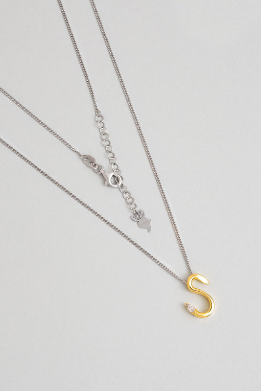 Asimetrik S Harfi 18 Ayar Beyaz Ve Sarı Altın Kaplama 45 Cm Gümüş Harfli Kolye 07302200144