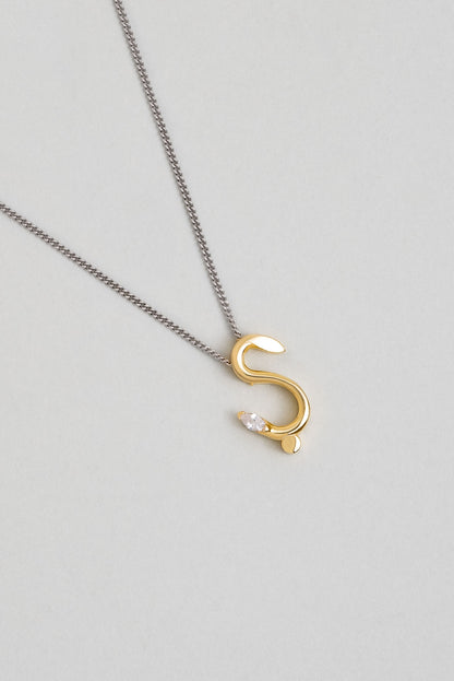 Asimetrik Ş Harfi 18 Ayar Beyaz Ve Sarı Altın Kaplama 45 Cm Gümüş Harfli Kolye 07302210144