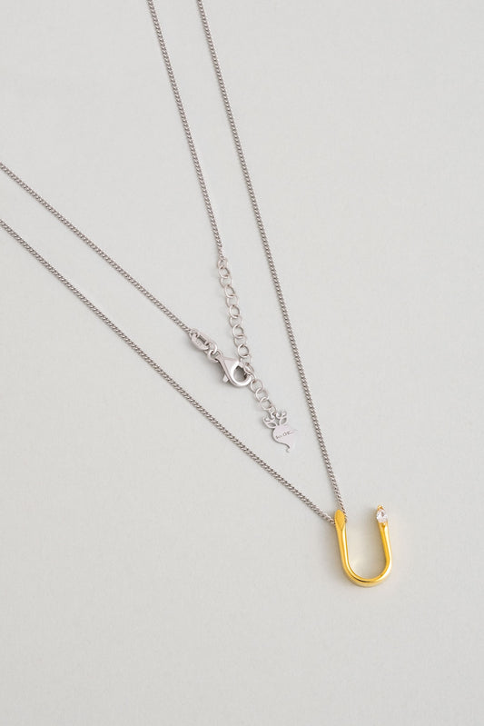 Asimetrik U Harfi 18 Ayar Beyaz Ve Sarı Altın Kaplama 45 Cm Gümüş Harfli Kolye 07302230144