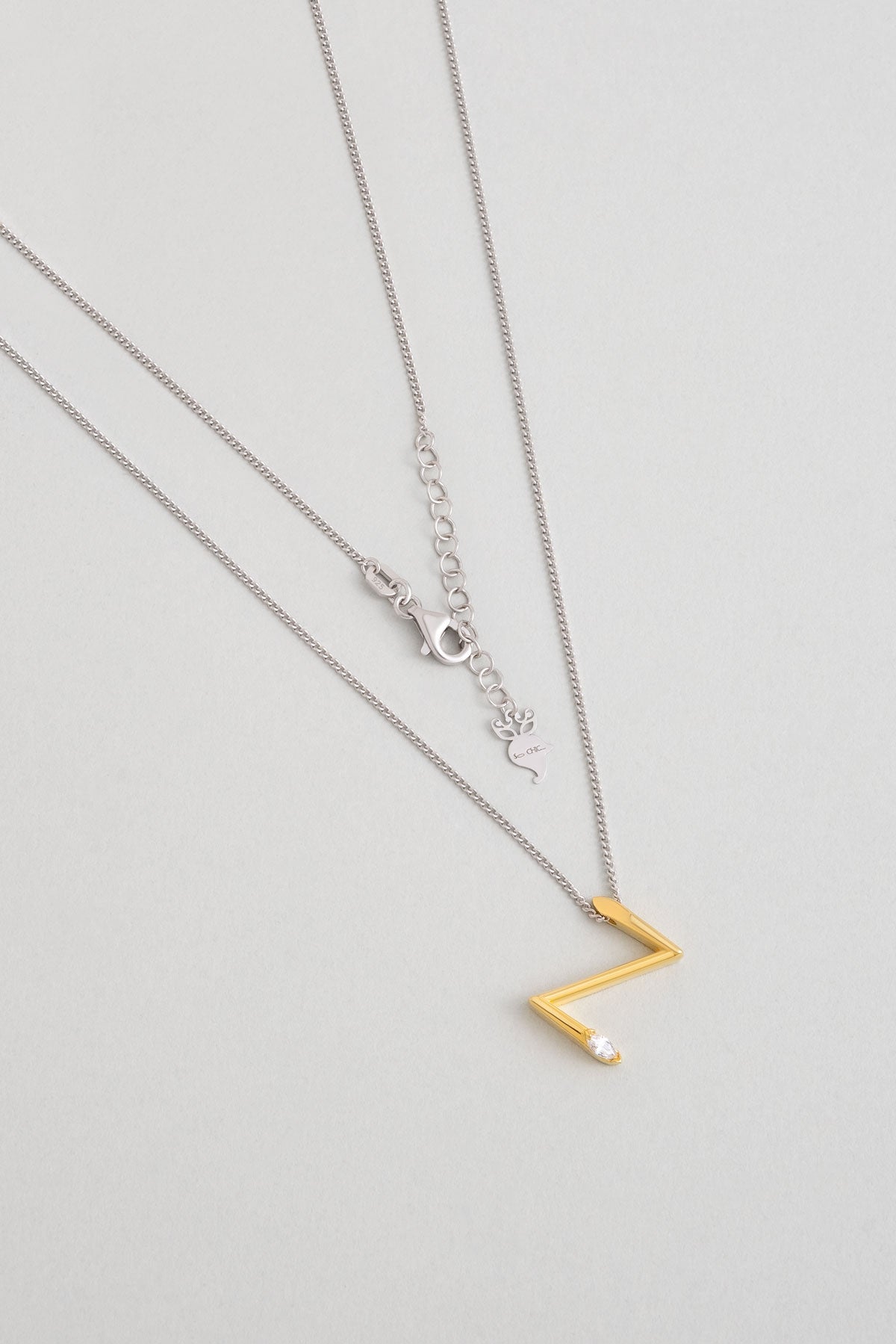 Asimetrik Z Harfi 18 Ayar Beyaz Ve Sarı Altın Kaplama 45 Cm Gümüş Harfli Kolye 07302270144