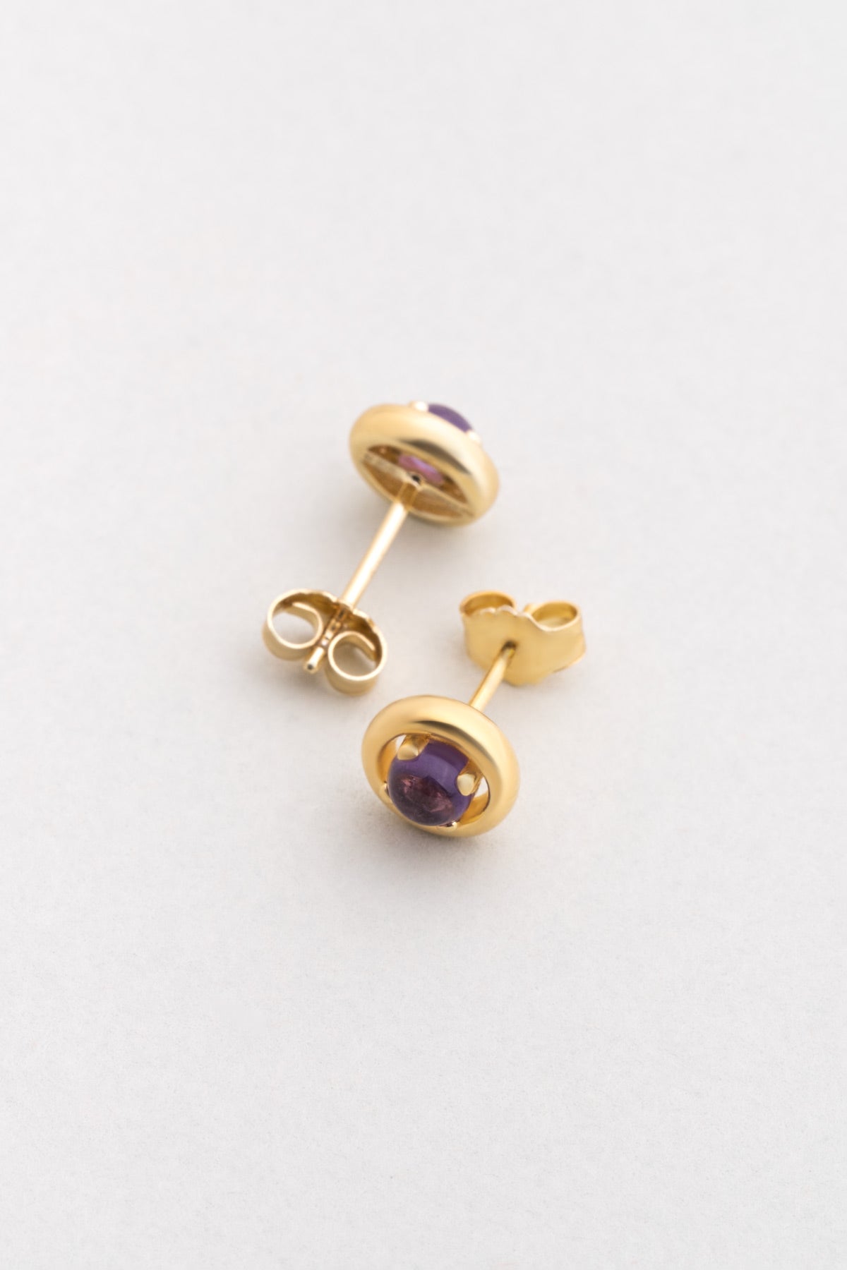 Ametist Serüveni 18 Ayar Sarı Altın Kaplama Gümüş Küpe 07303211744