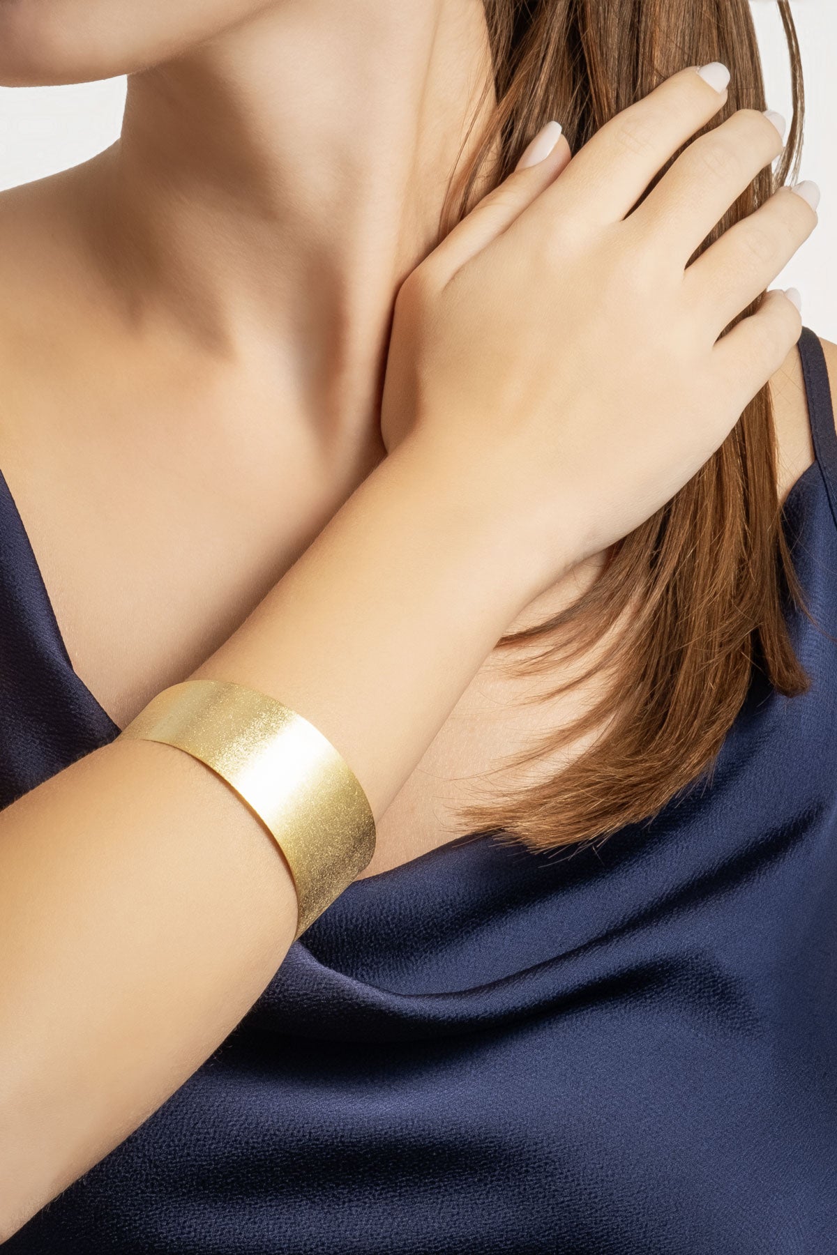 Kleopatra 18 Ayar Sarı Altın Kaplama Gümüş Kelepçe Bileklik 07303324499