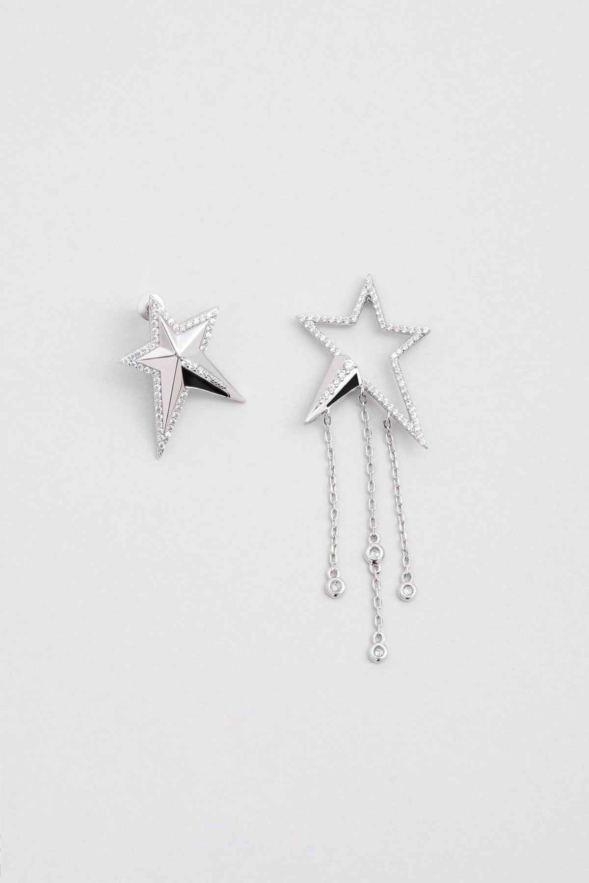 Dilek Yıldızı 18 Ayar Beyaz Altın Kaplama Gümüş Küpe 07304550199