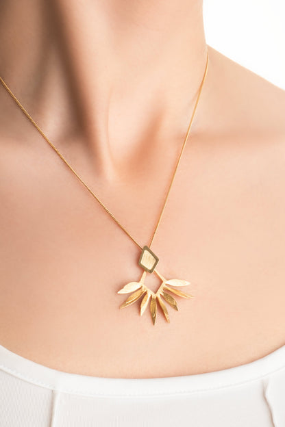 Palmira 18 Ayar Sarı Altın Kaplama 45 Cm Gümüş Tasarım Kolye 07307664499