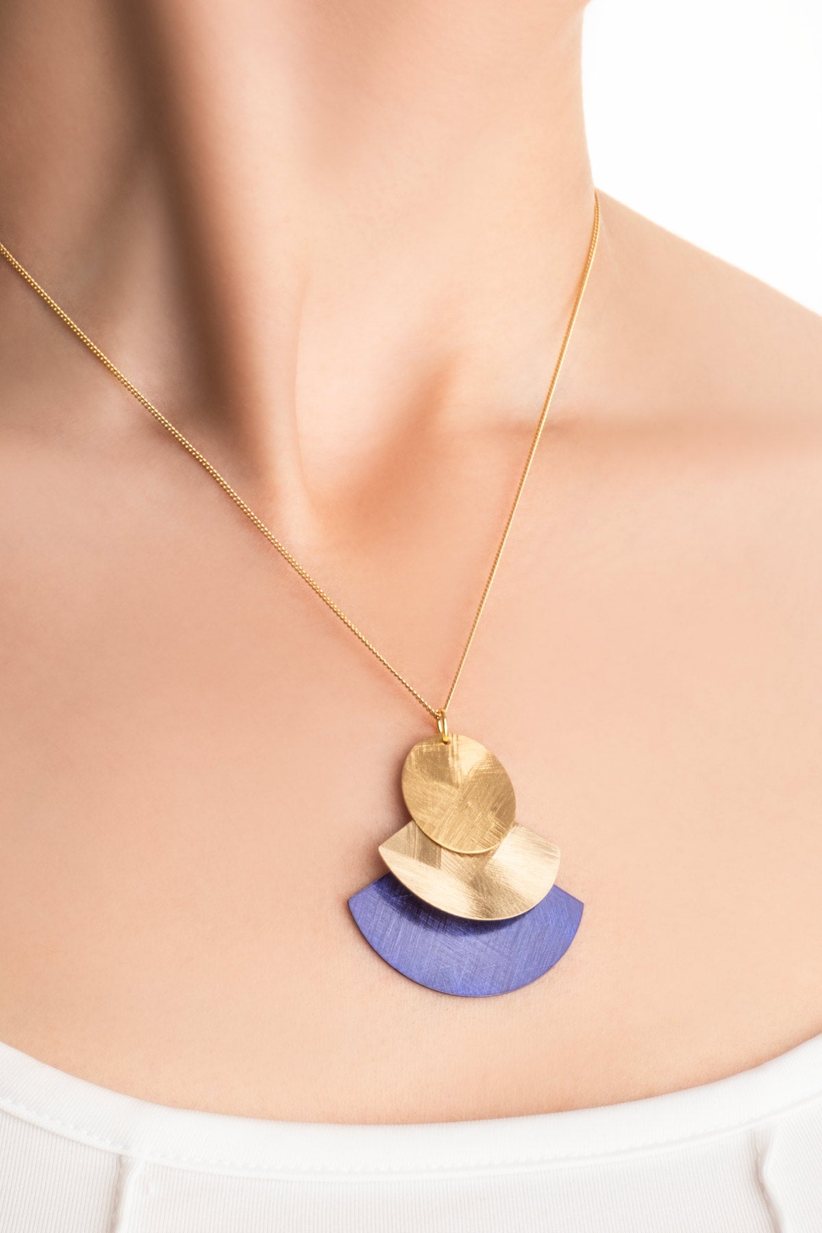 Mavi Petra Güneşi 18 Ayar Sarı Altın Kaplama 45 Cm Gümüş Tasarım Kolye 07307791244