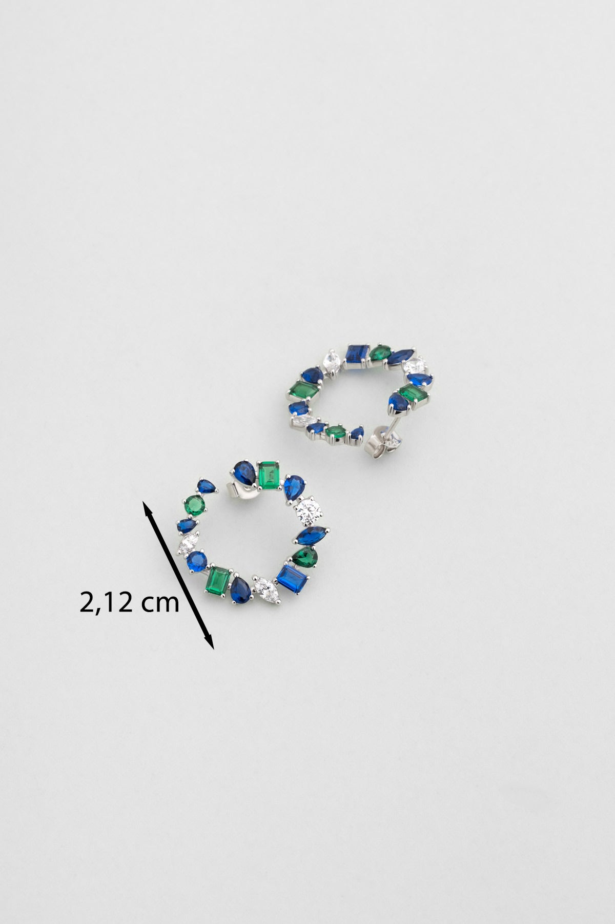 Yakamoz Aurası 18 Ayar Beyaz Altın Kaplama Gümüş Küpe 07307851399