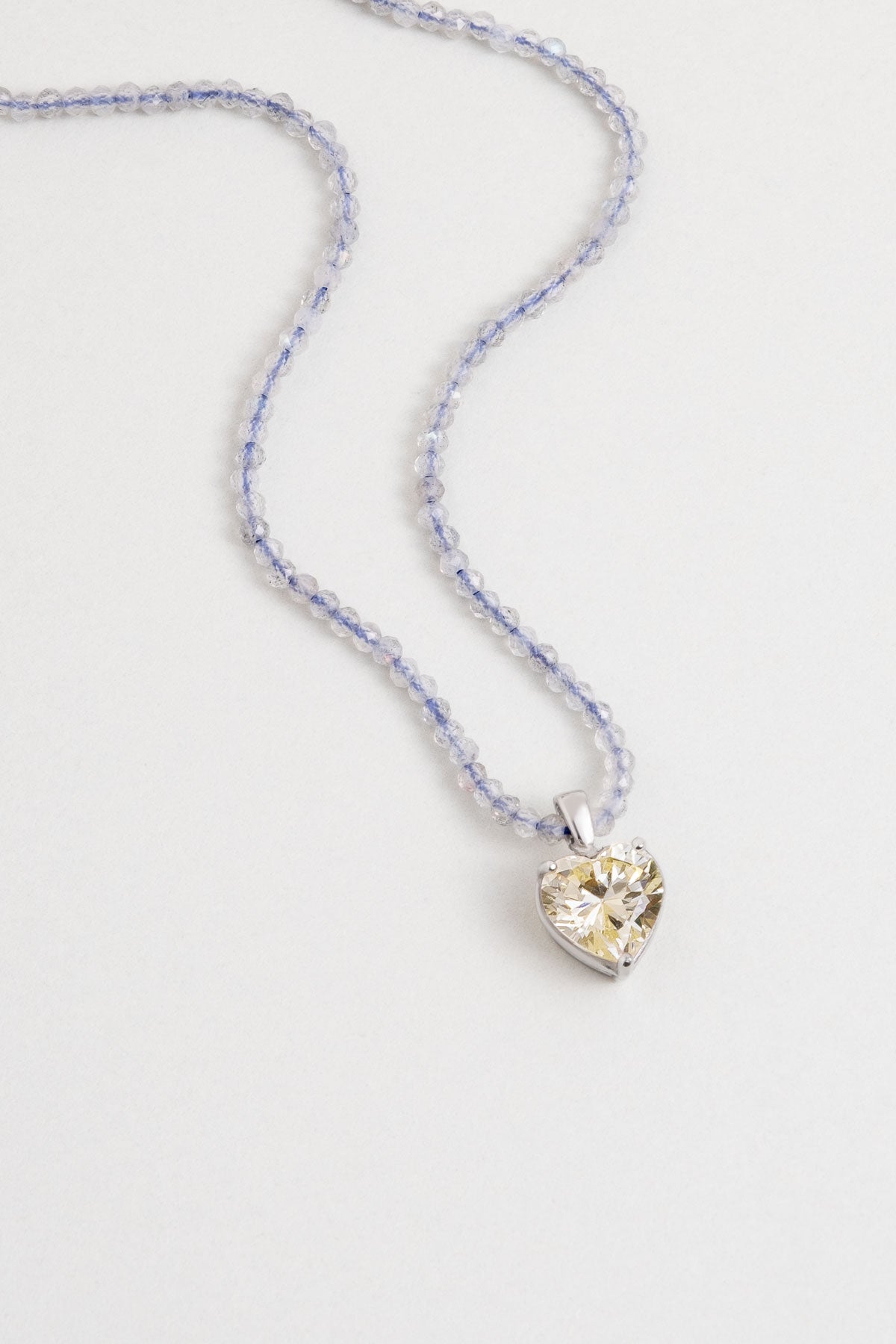 Labradoit Kalp 18 Ayar Beyaz Altın Kaplama 45 Cm Gümüş Kolye 07309019099