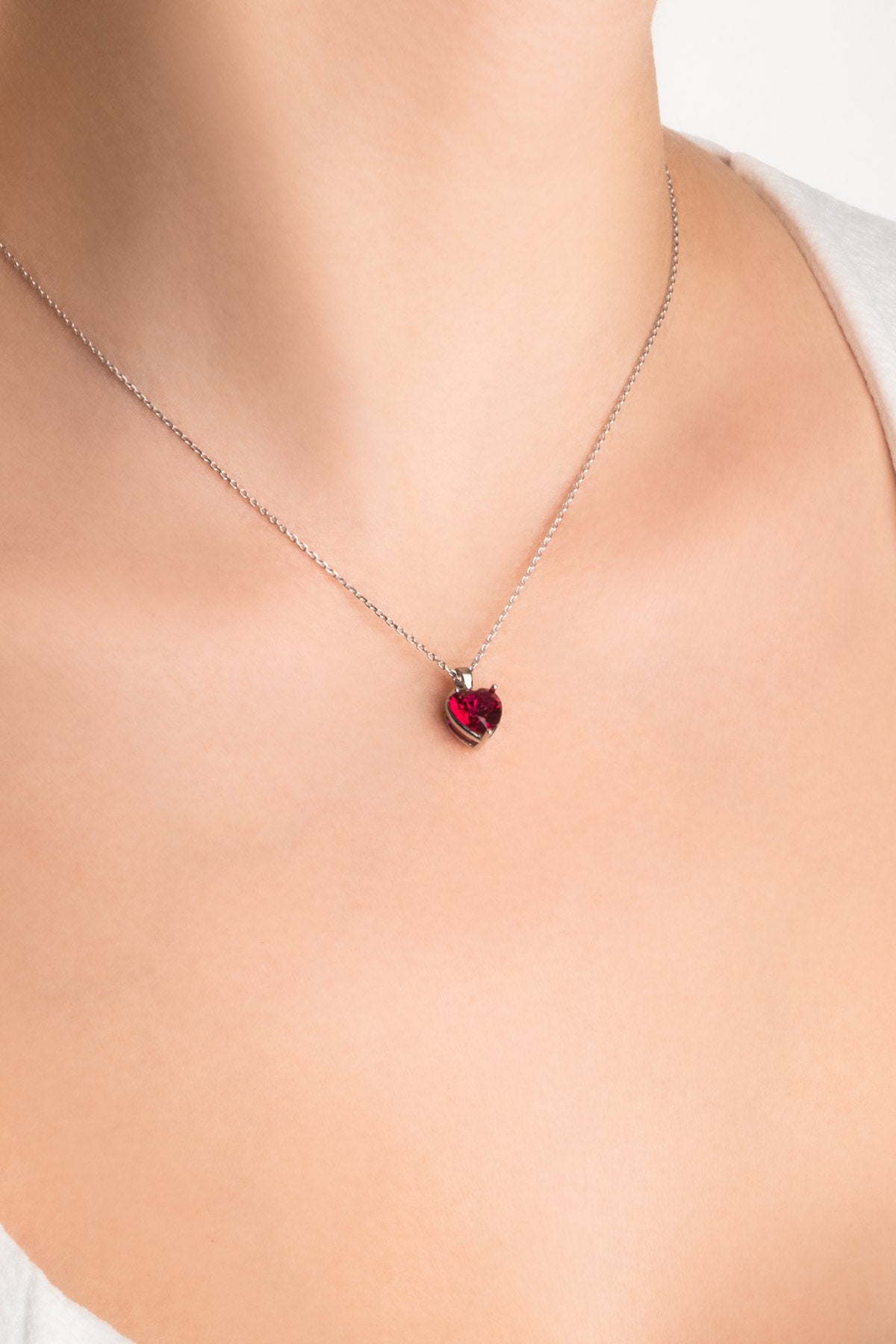 Gizemli Kalp 18 Ayar Beyaz Altın Kaplama 45 Cm Gümüş Kolye 07309063999