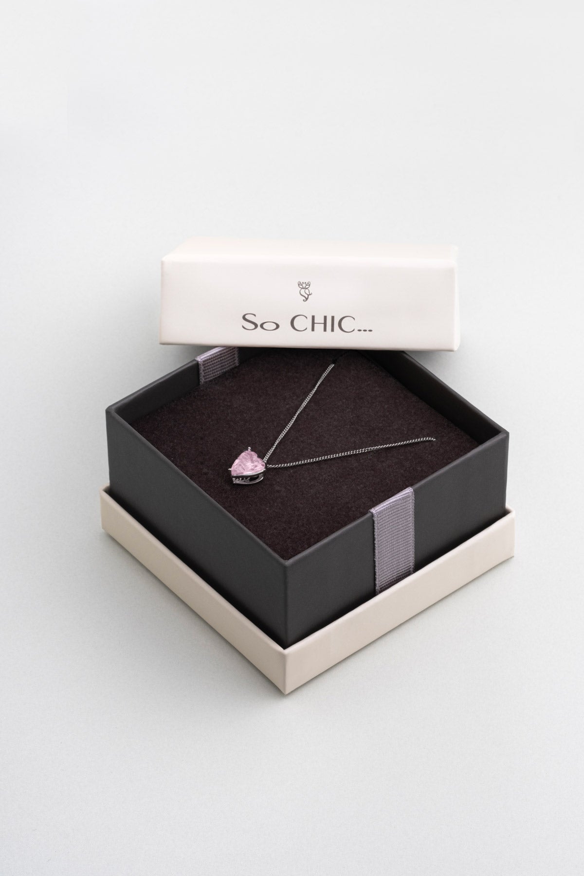 Gizemli Kalp 18 Ayar Beyaz Altın Kaplama 45 Cm Gümüş Kolye 07309080399