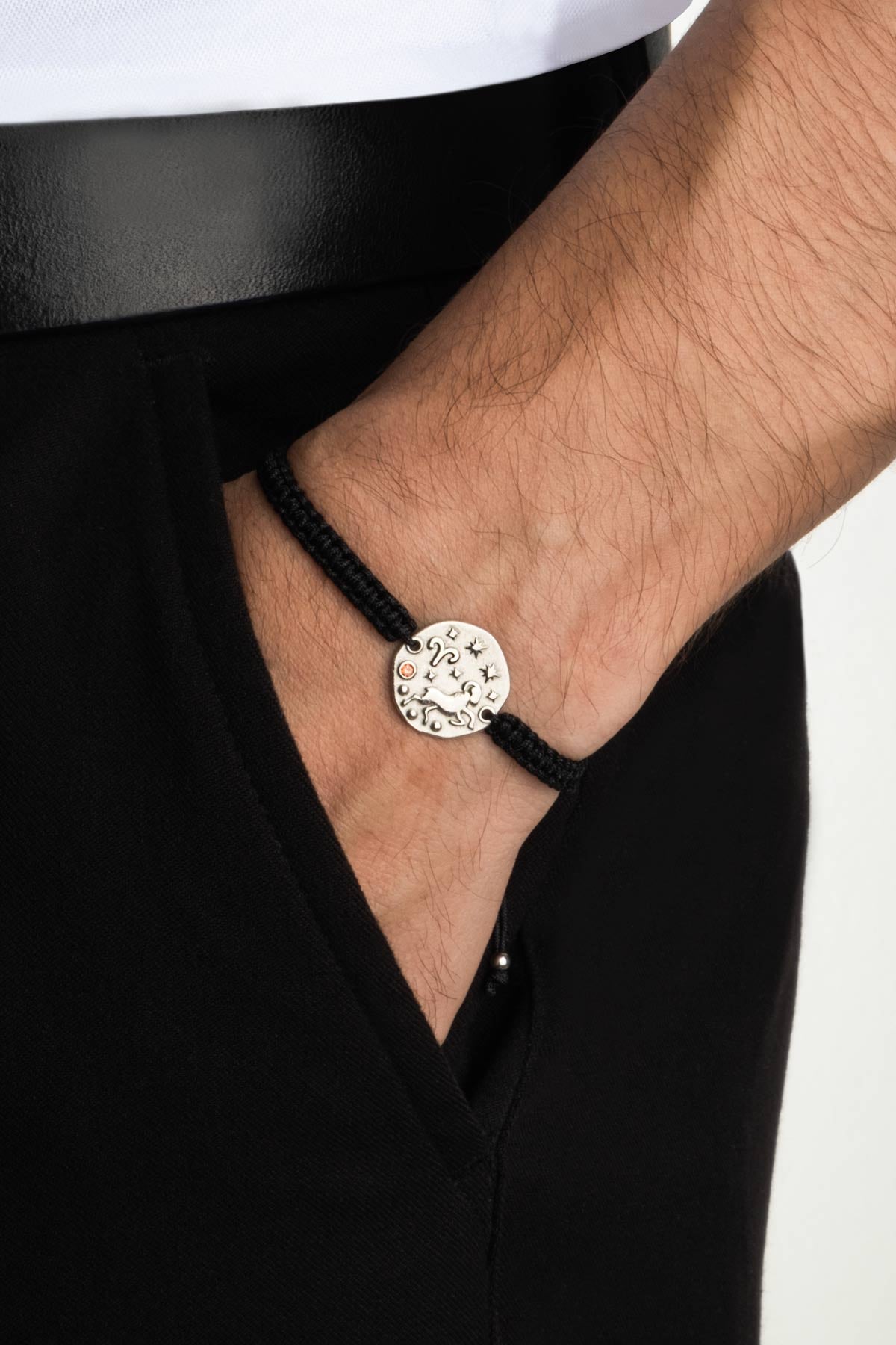 Koç Burcu 18 Ayar Beyaz Altın Kaplama Ayarlanabilir Erkek Gümüş Bileklik 07310000999