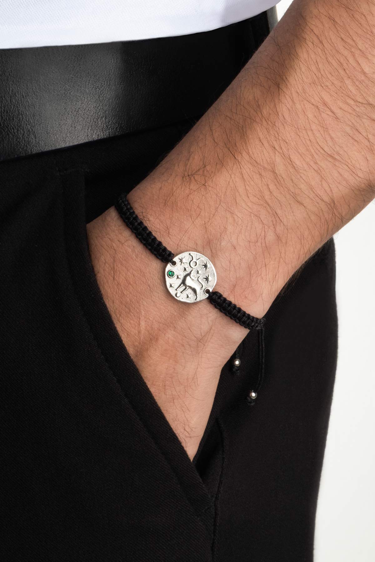 Boğa Burcu 18 Ayar Beyaz Altın Kaplama Ayarlanabilir Erkek Gümüş Bileklik 07310010499