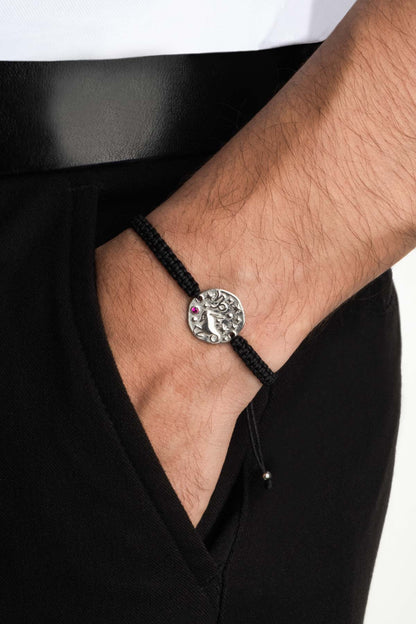 Oğlak Burcu 18 Ayar Beyaz Altın Kaplama Ayarlanabilir Erkek Gümüş Bileklik 07310097299