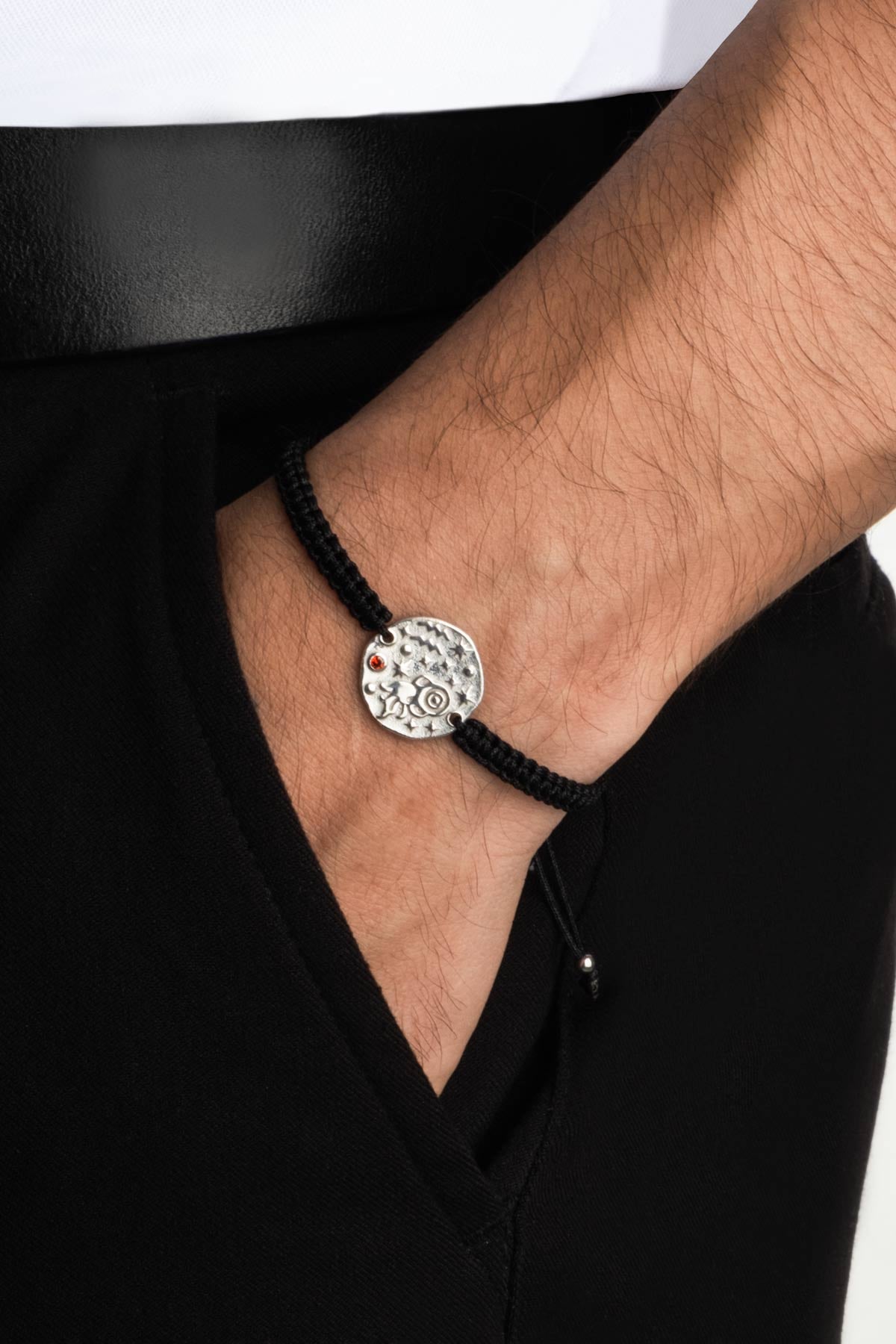 Kova Burcu 18 Ayar Beyaz Altın Kaplama Ayarlanabilir Erkek Gümüş Bileklik 07310100899