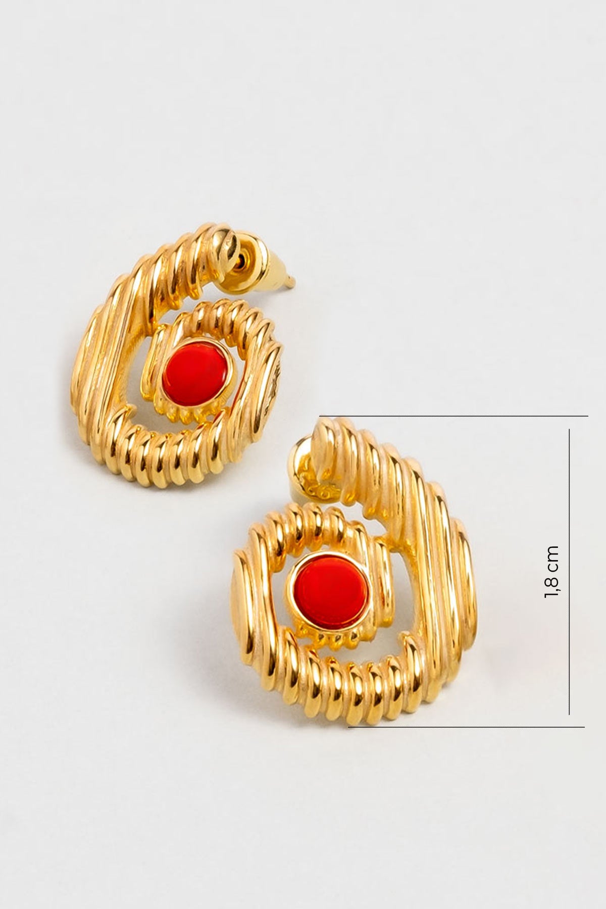 Mercan Kabuğu 18 Ayar Sarı Altın Kaplama Gümüş Küpe 07311050844