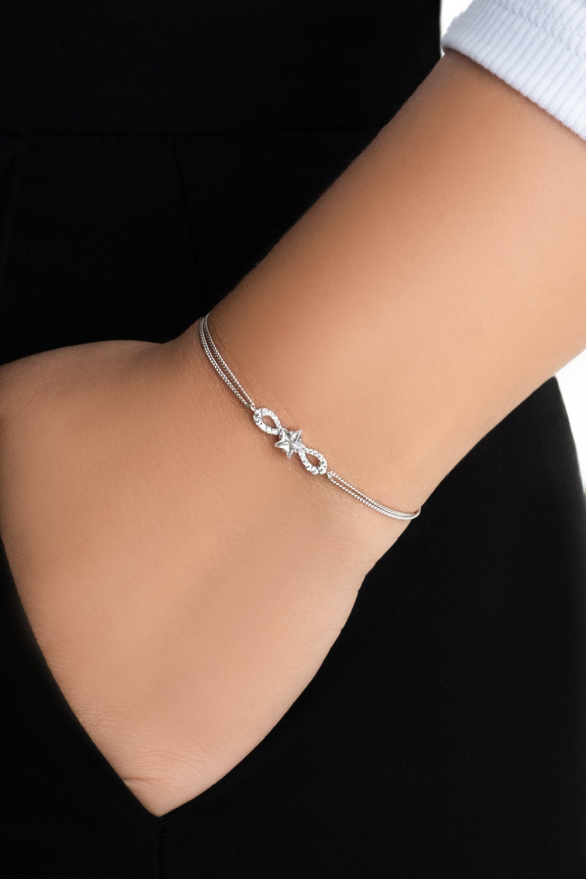 Yıldız Tanrıçası 18 Ayar Beyaz Altın Kaplama 18 Cm Gümüş Bileklik 07311970199