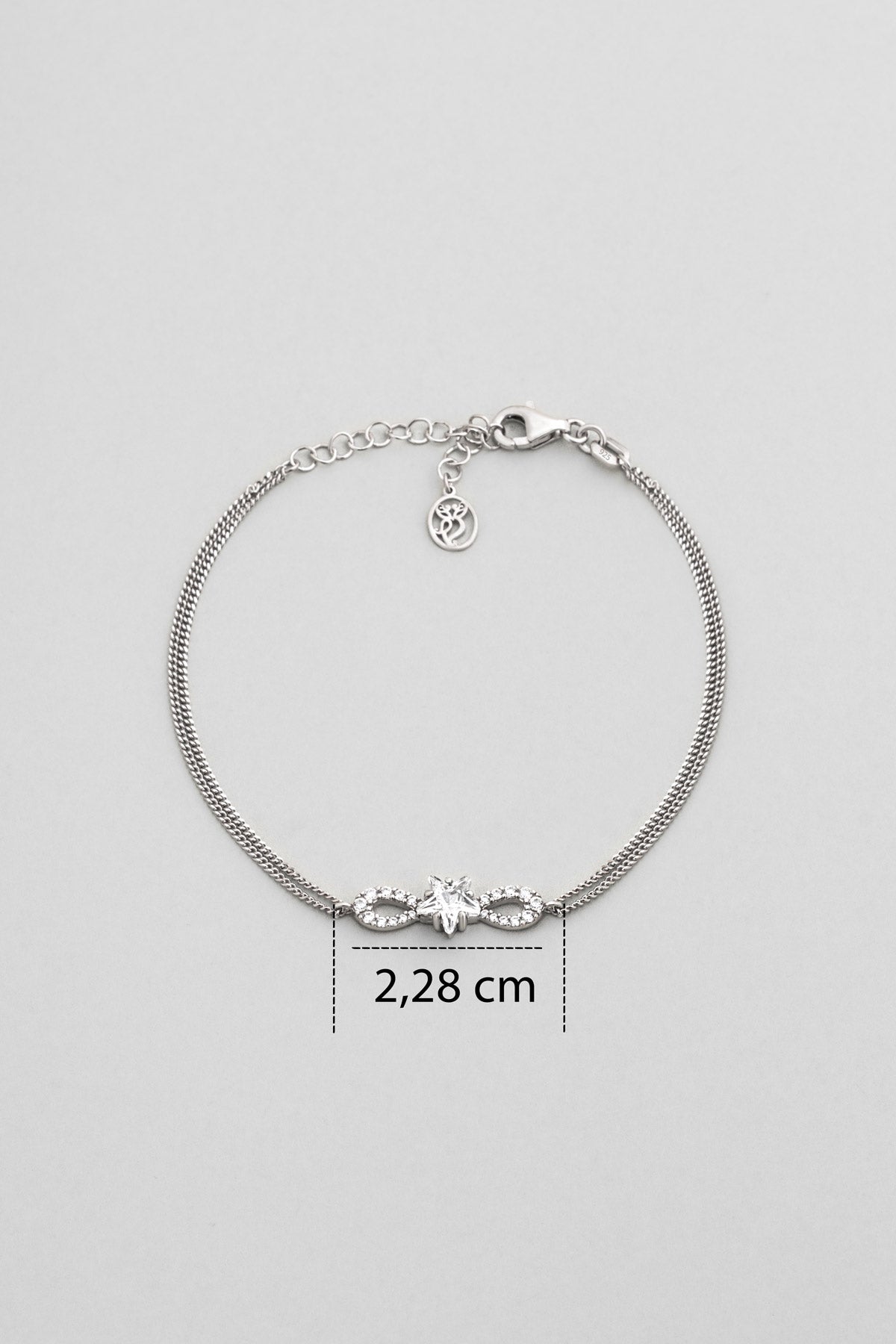 Yıldız Tanrıçası 18 Ayar Beyaz Altın Kaplama 18 Cm Gümüş Bileklik 07311970199