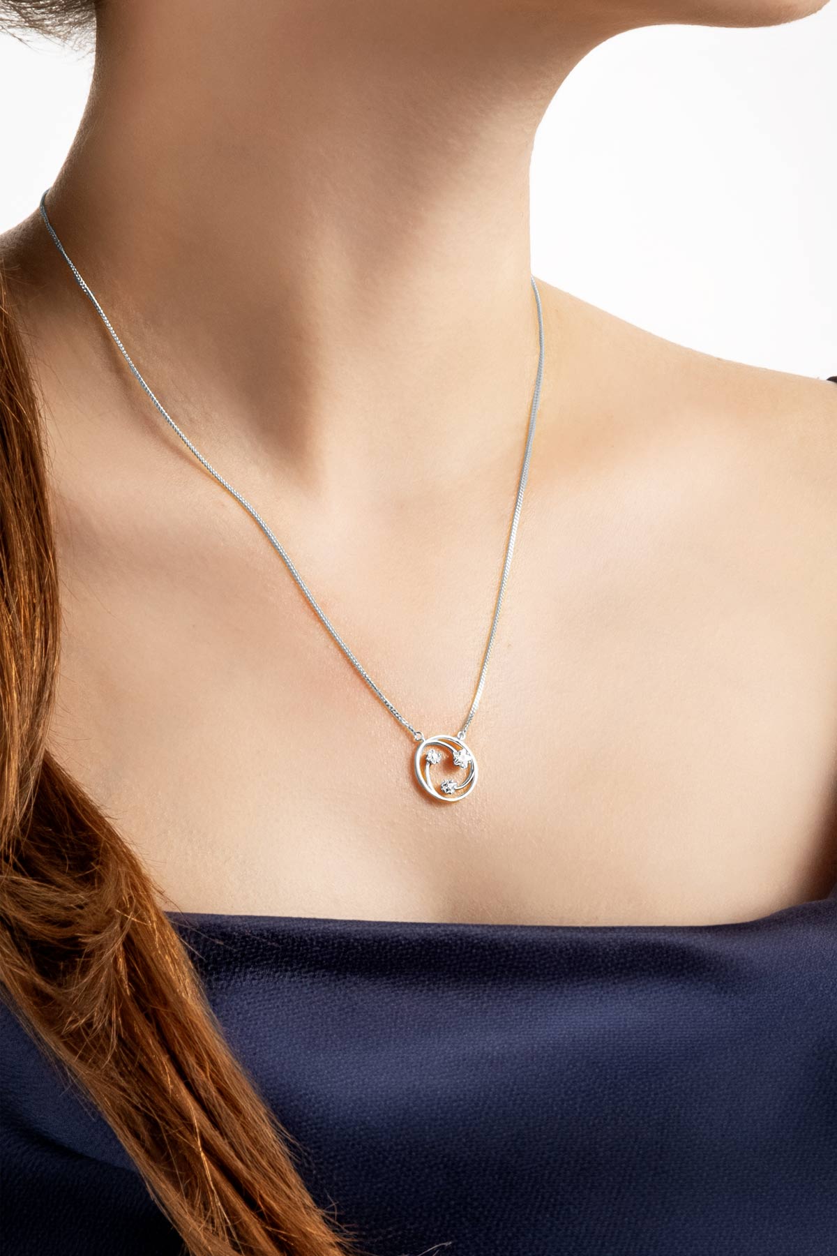 Yıldızlar Geçidi 18 Ayar Beyaz Altın Kaplama 45 Cm Gümüş Kolye 07312060199