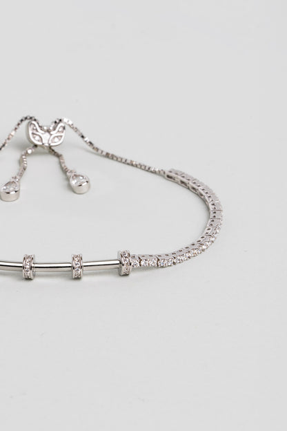 Su Yolu 18 Ayar Beyaz Altın Kaplama Ayarlanabilir Üç Bölmeli Charm Bileklik 07316370199