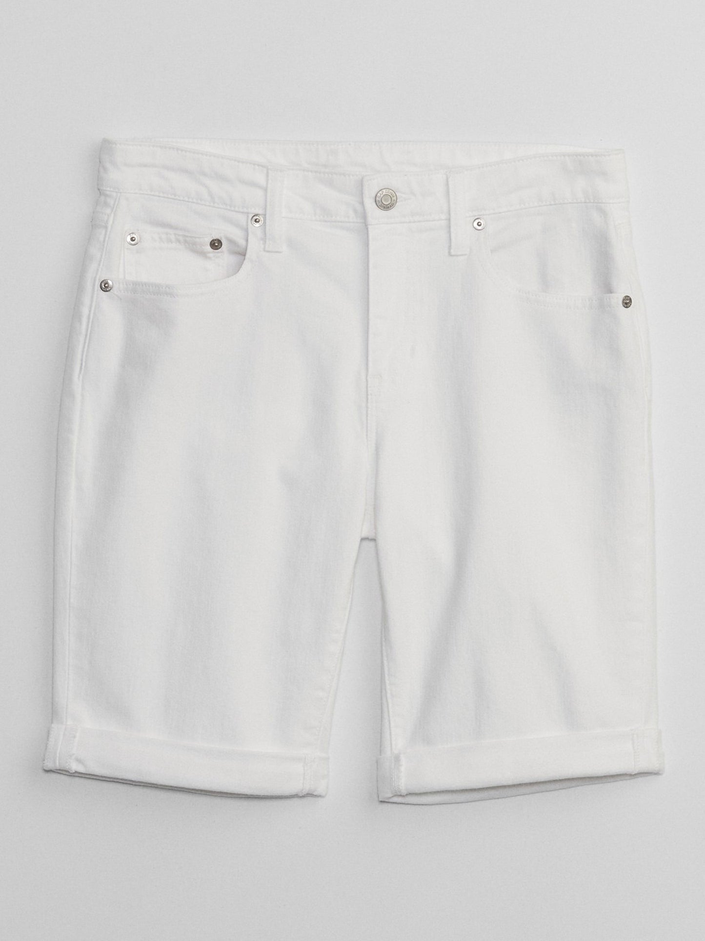 Beyaz 9 Mid Rise Denim Bermuda Washwell™ Şort