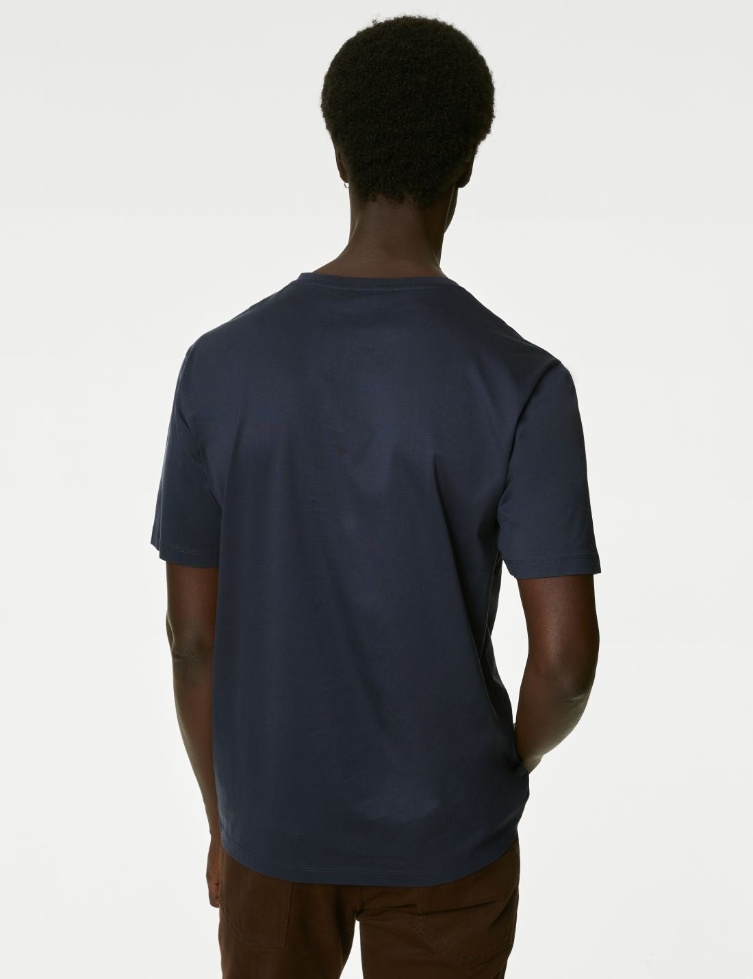 Yumuşak Dokulu V Yaka T-shirt