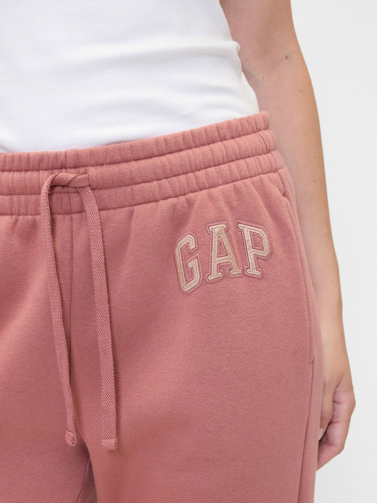 Açık Pembe Gap Logo Fleece Jogger Eşofman Altı