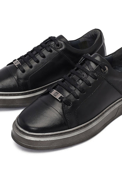 Erkek Siyah Bağcıklı Deri Sneaker