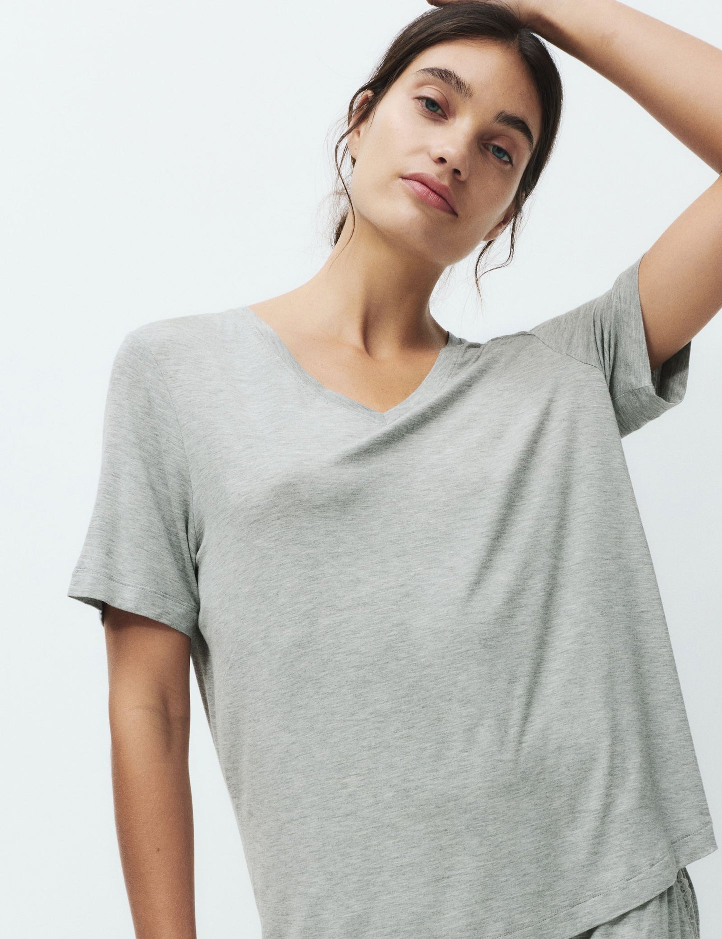 Dantel Detaylı Pijama Takımı