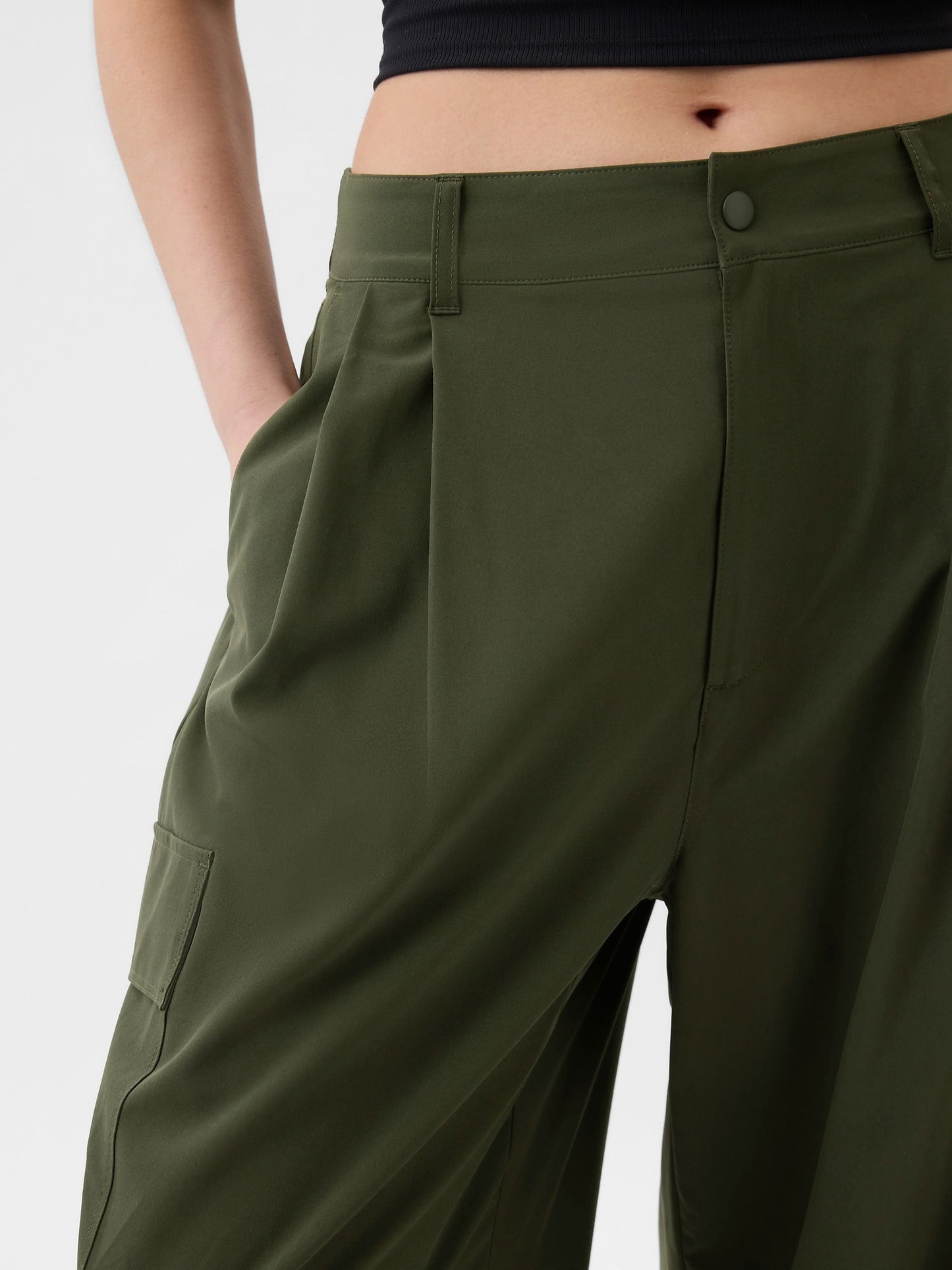 Haki Gapfit High Rise Runaround Kargo Jogger Pantolon