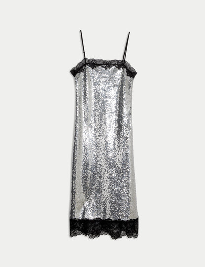 Payetli Kare Yaka Midi Slip Elbise